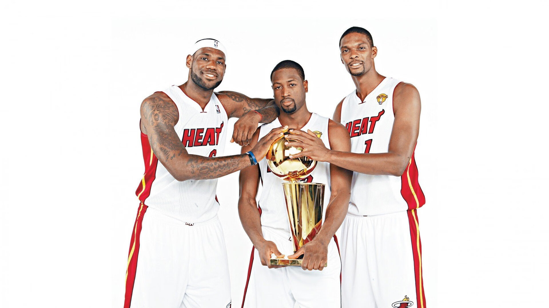 西甲国家德比之夜，莫兰特关键回合不手软，跨界英雄的决胜时刻