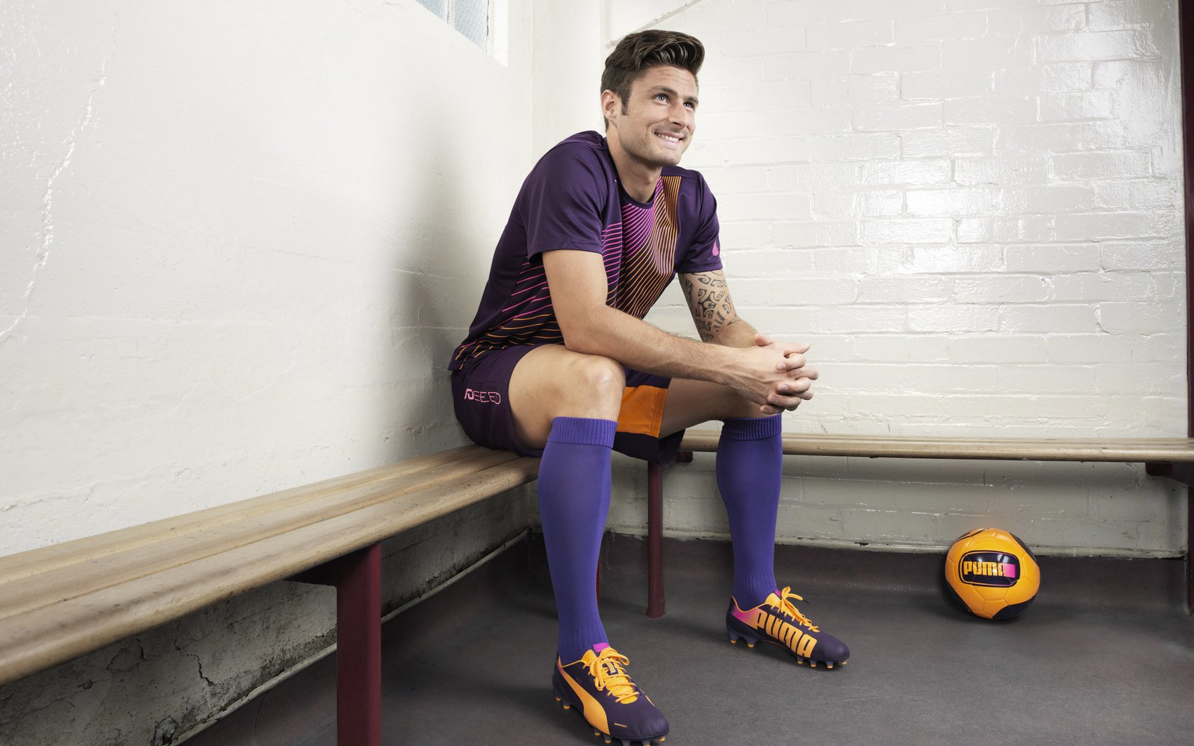 非洲雄狮咆哮欧洲红魔，喀麦隆战术革命与基耶萨的防守艺术